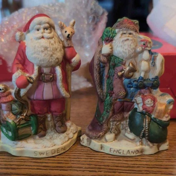 1991 Santas of the Nations Hand Painted Porcelain Christmas Figurines Set of 6 - Picture 1 of 4